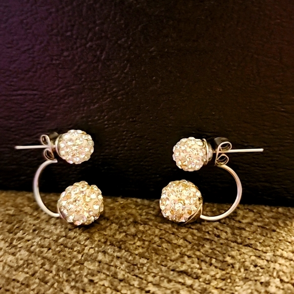 Jewelry - Bling curve earrings! New!